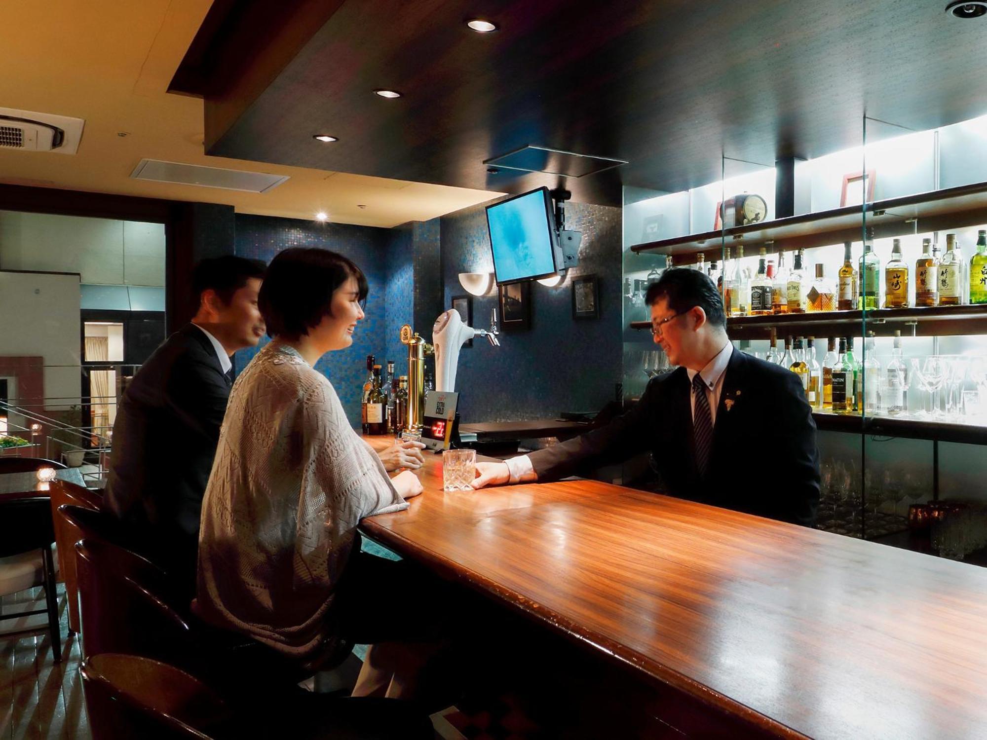 Premier Hotel -Tsubaki- Sapporo Buitenkant foto A bar in Tokyo
