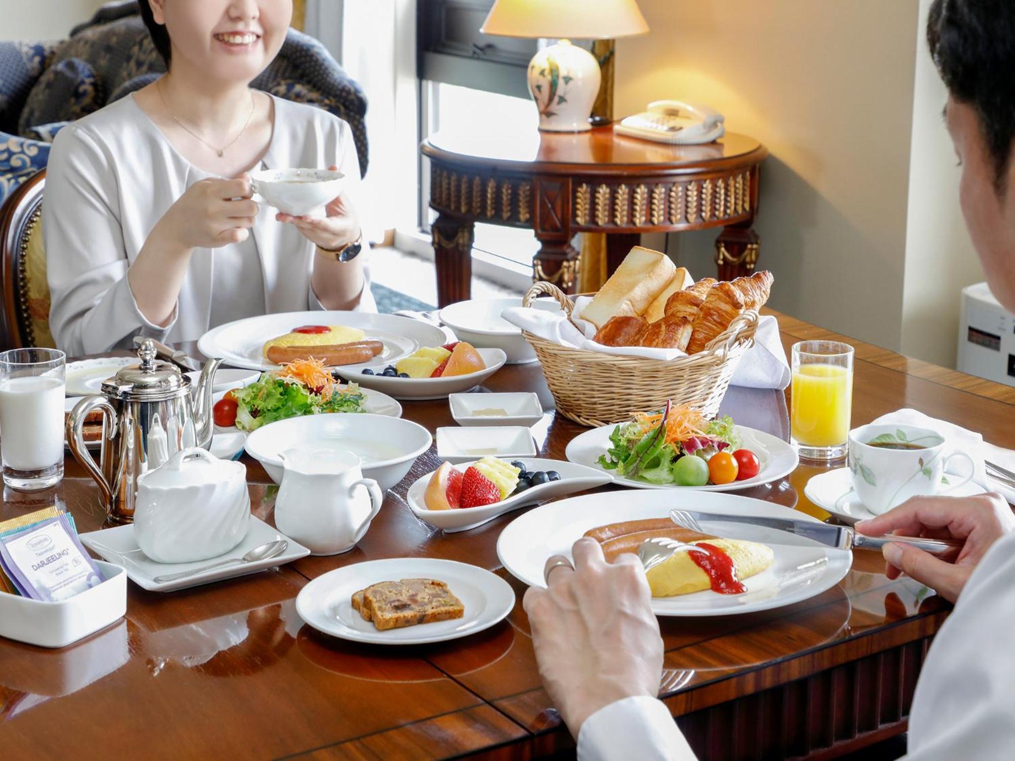 Premier Hotel -Tsubaki- Sapporo Kamer foto A breakfast buffet at a hotel